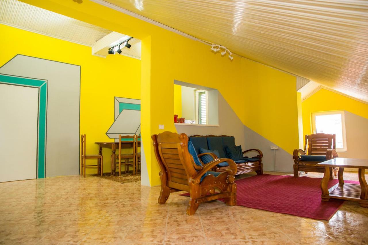 Our Way Guest House & Hostel Shkodër Dış mekan fotoğraf