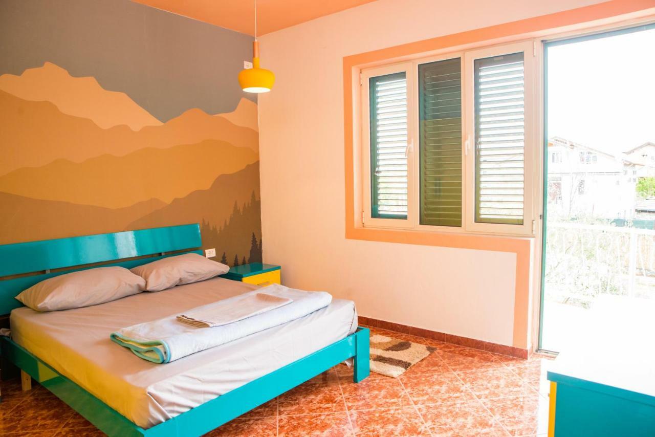 Our Way Guest House & Hostel Shkodër Dış mekan fotoğraf